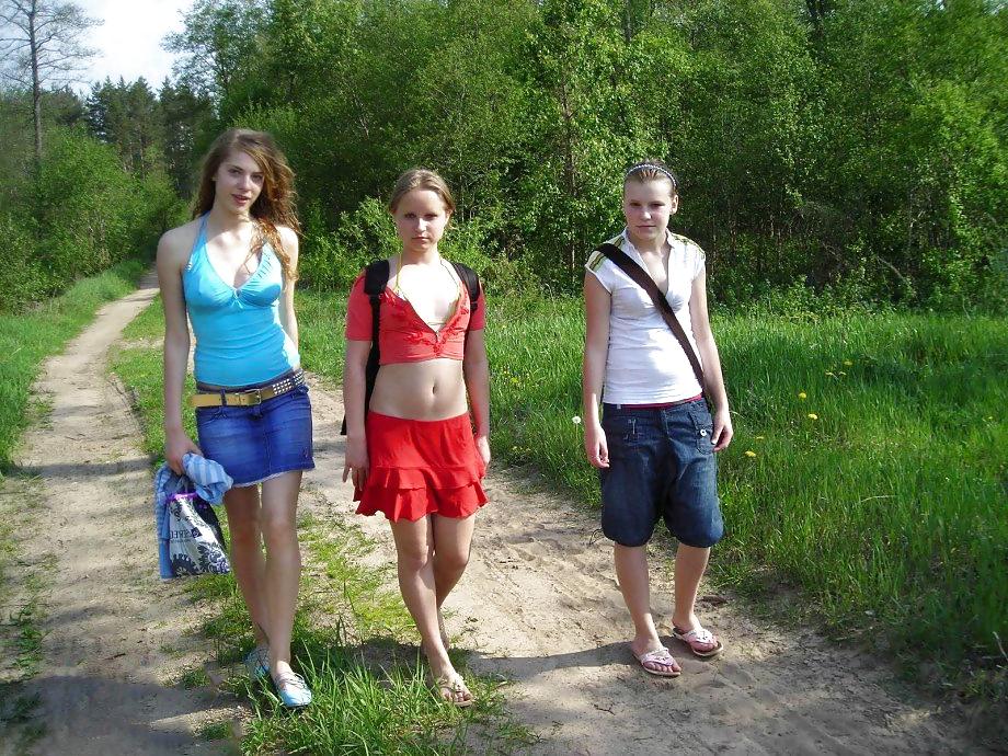 20P Teenager am See