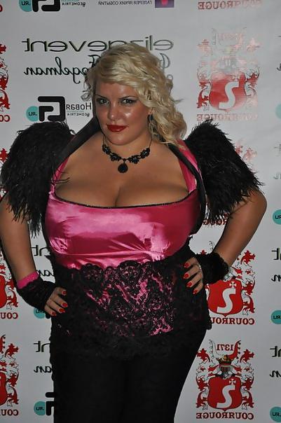 17P Busty Russian Woman 1647