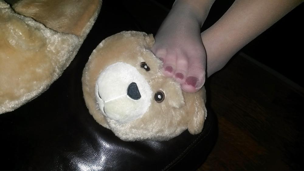 13P Bear feet
