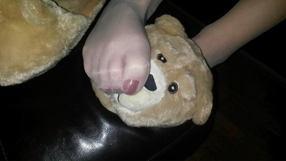 13P Bear feet