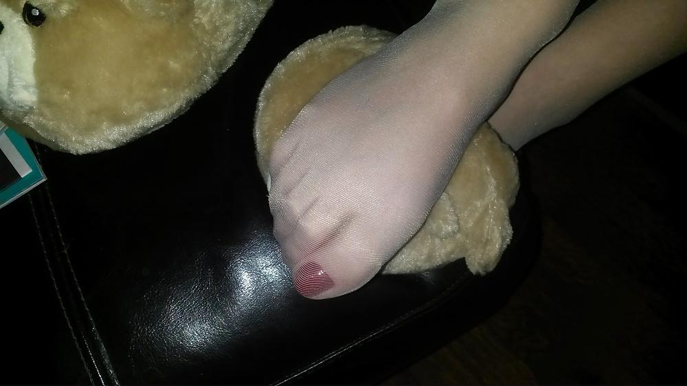 13P Bear feet