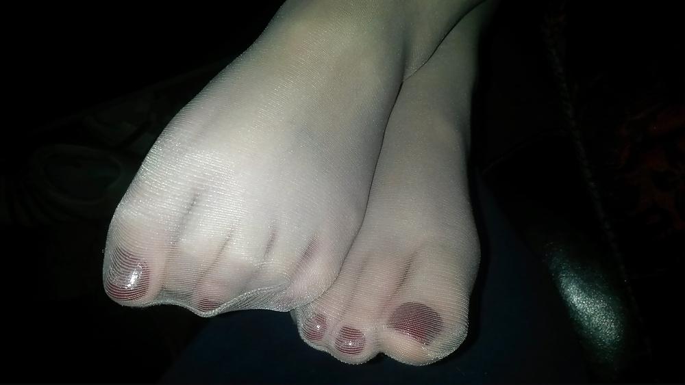 13P Bear feet