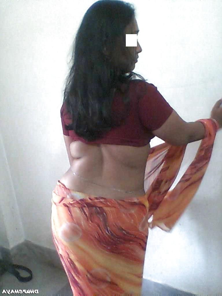19P Desi sluty housewife