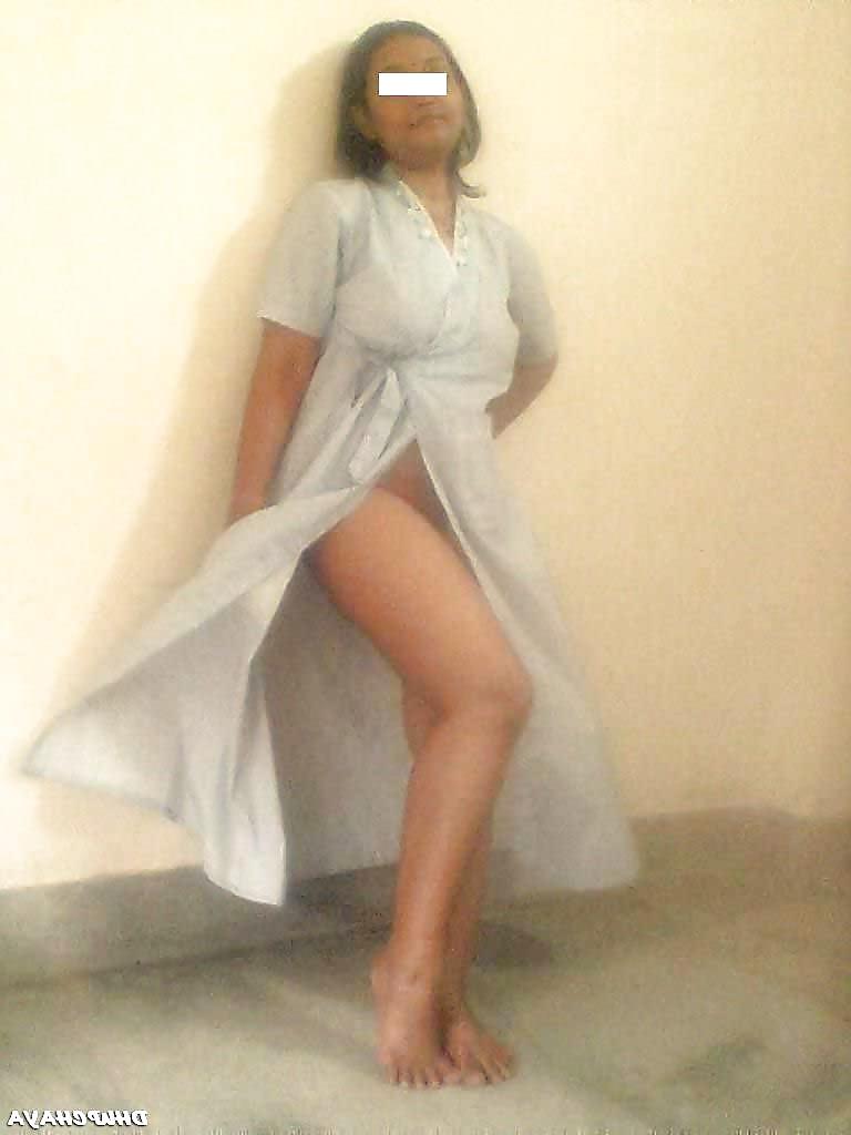 19P Desi sluty housewife