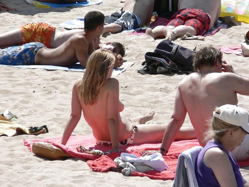 25P The beach 249