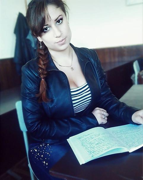 21P Busty Russian Woman 1665