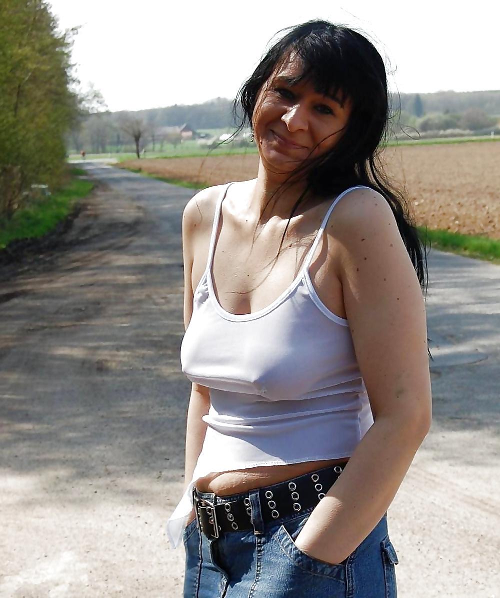 25P See throug, pokies, oops, flashing
