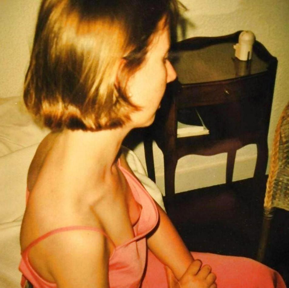 25P Downblouse Nipple Shots 2