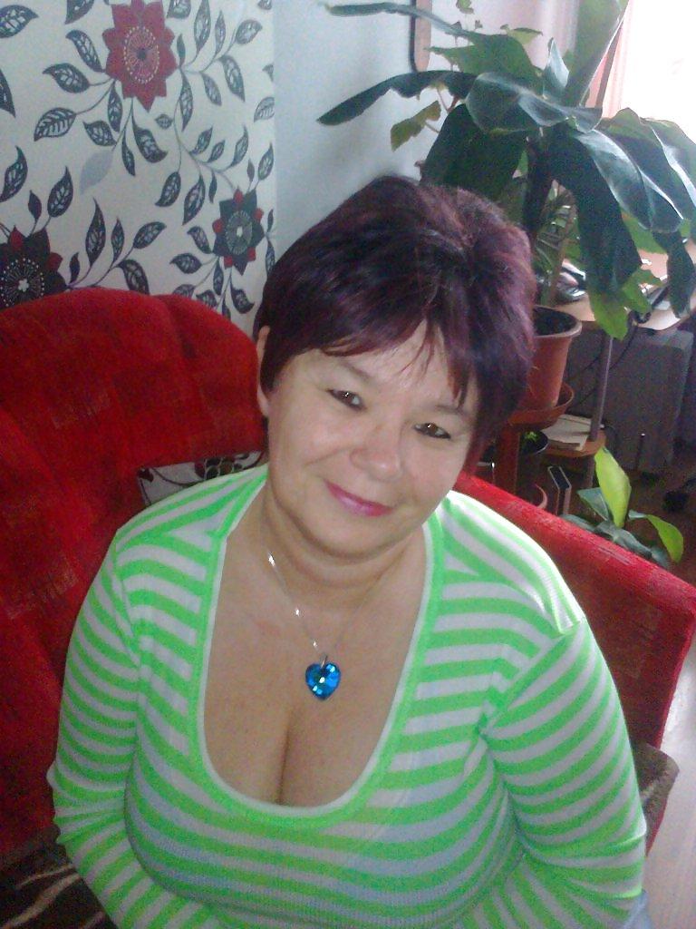 12P Czech woman,not nude,not beauty