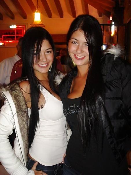 5P Latin (Colombian) Twins