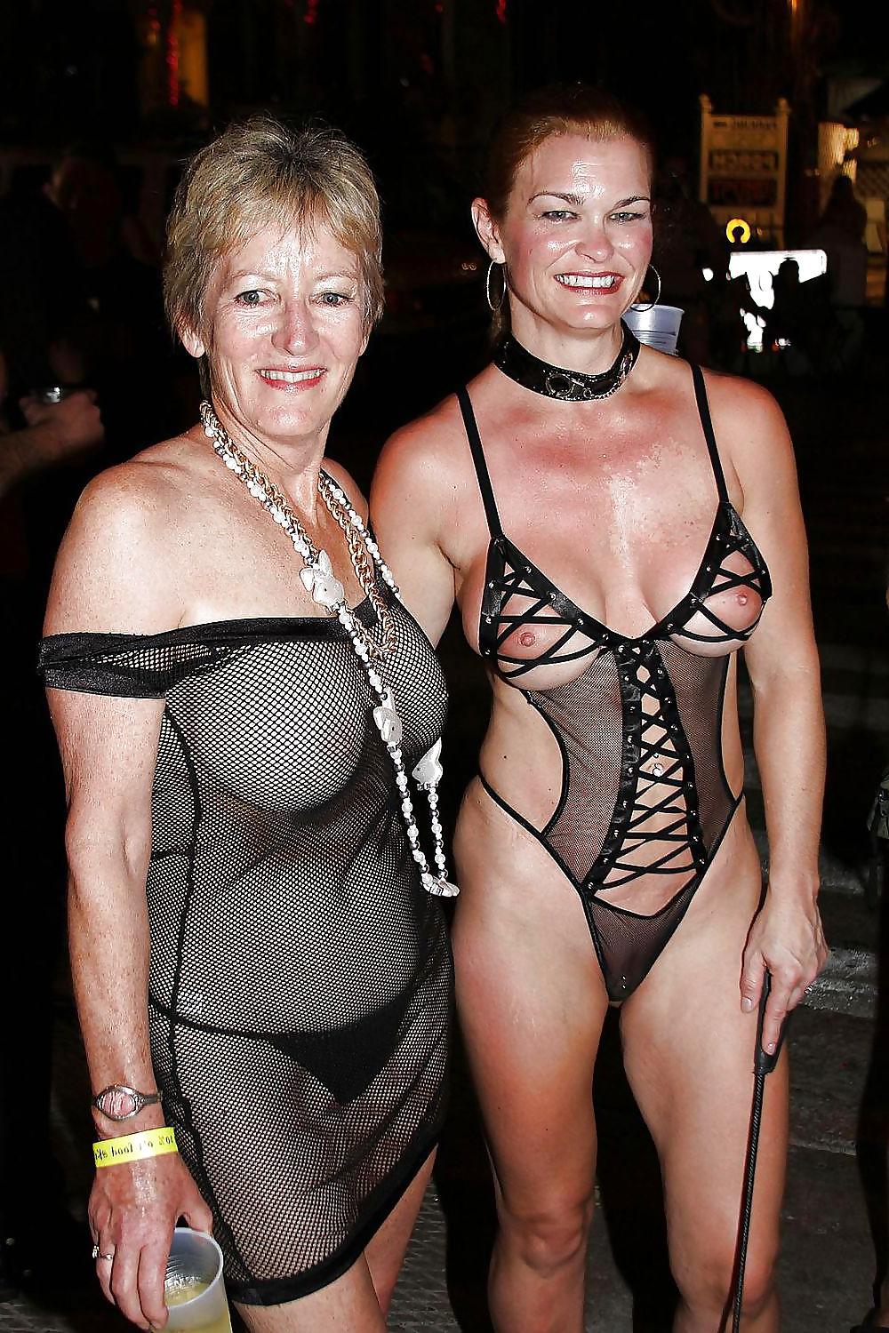 25P SEXY SEE THRU TOP SWEET MILFS FUCKING