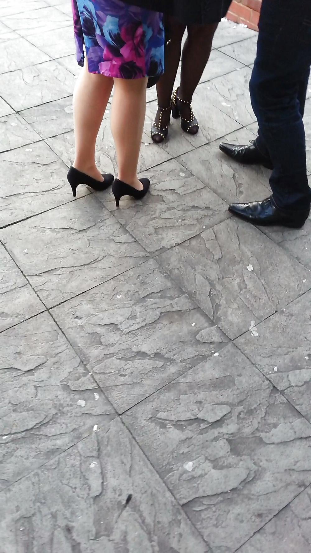 25P Real woman wearing nylons