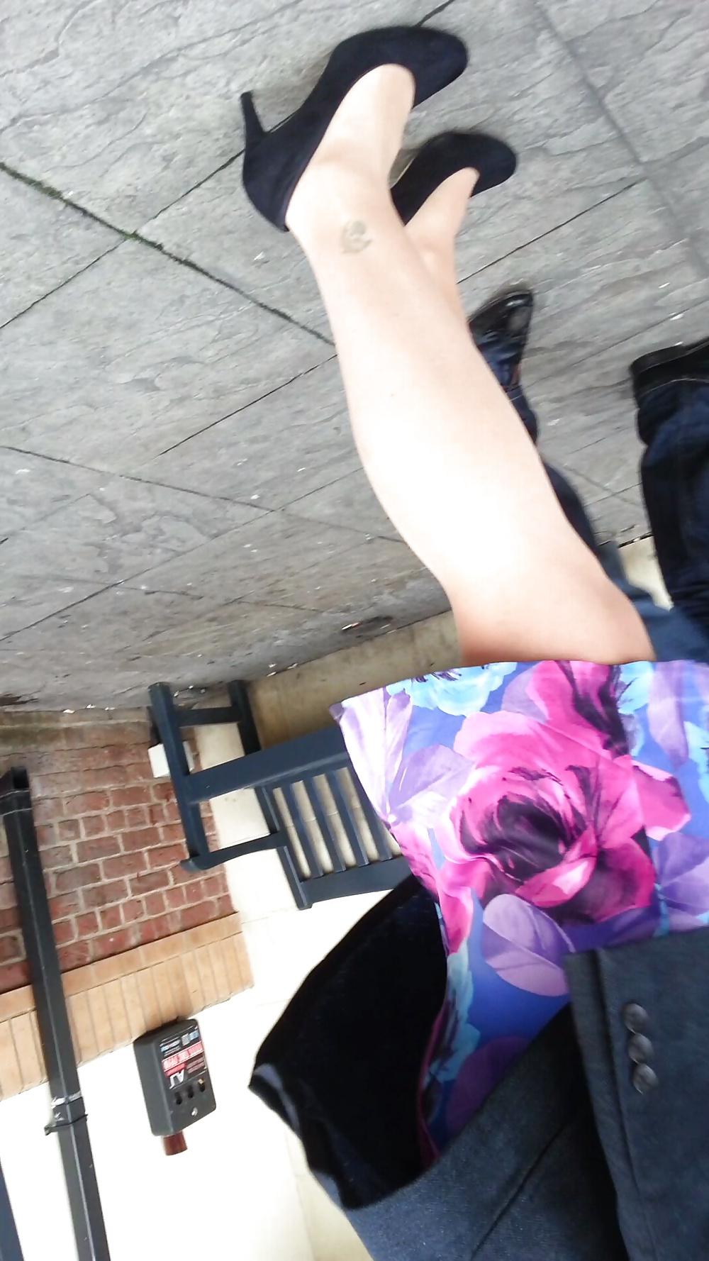 25P Real woman wearing nylons