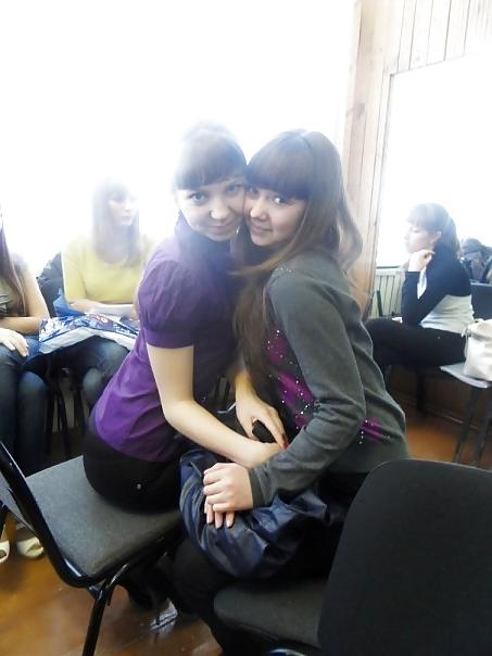 25P Russian lesbians