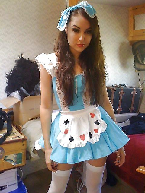 25P Gurls, brunette, wanna rimm,suck, slurp and fuck 