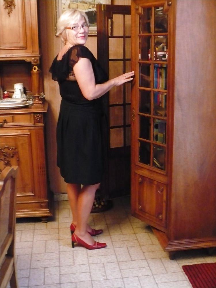 25P Mature Beauty - Annick 9