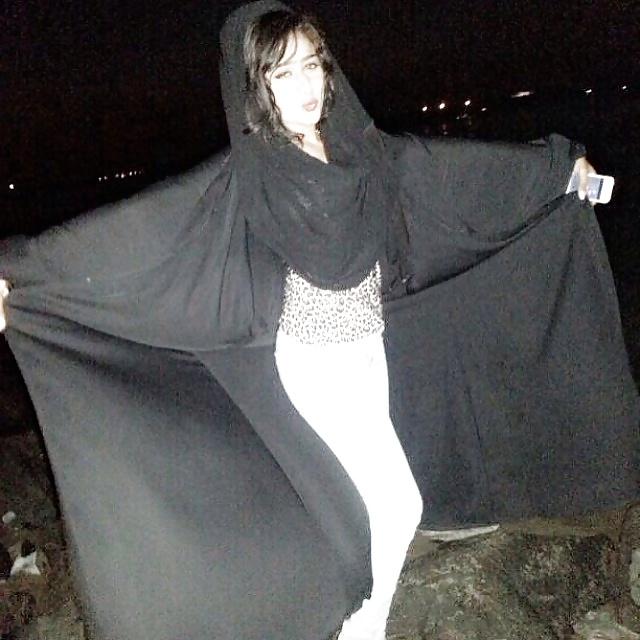 21P Smash or pass this desi