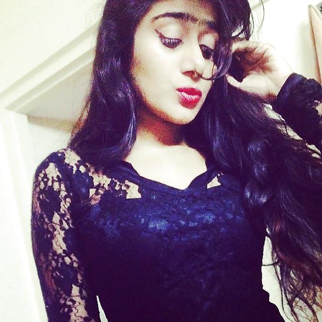 21P Smash or pass this desi