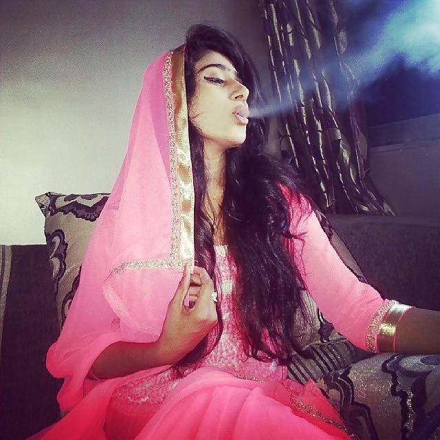 21P Smash or pass this desi