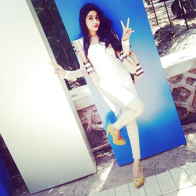 21P Smash or pass this desi