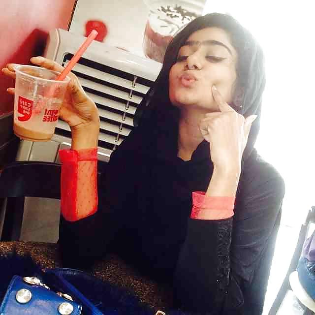 21P Smash or pass this desi