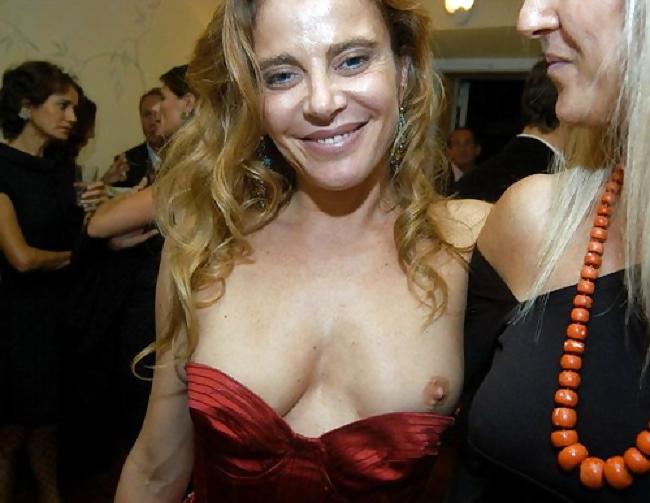 25P Downblouse and Nipple Slips 32