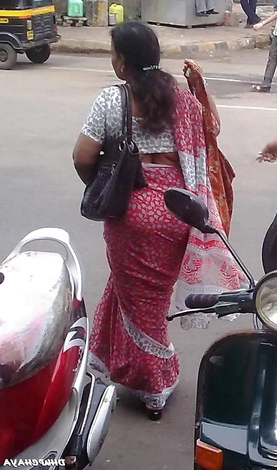17P Desi aunty Back side Vew