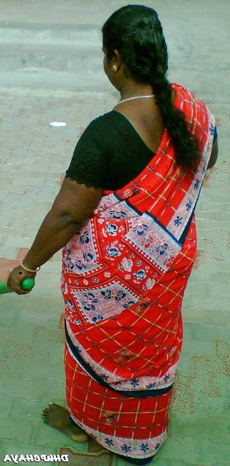 17P Desi aunty Back side Vew