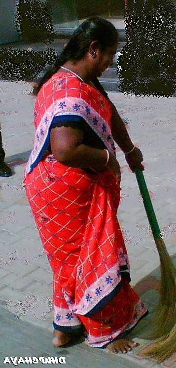 17P Desi aunty Back side Vew