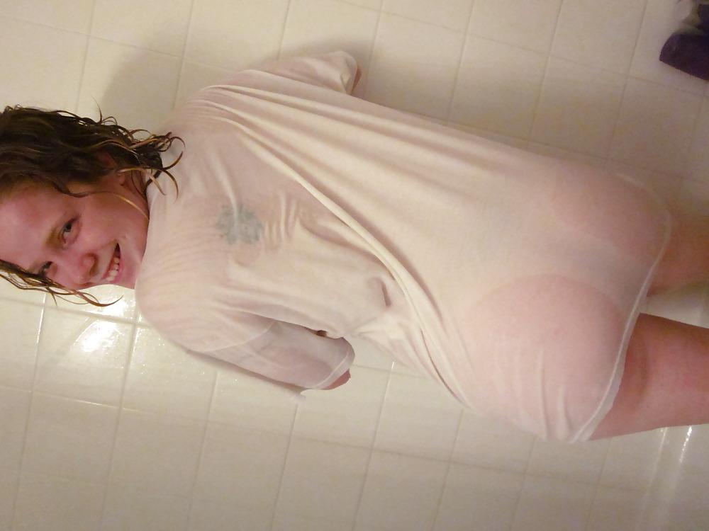 20P Baby's wet t-shirt contest in the shower pt. 2