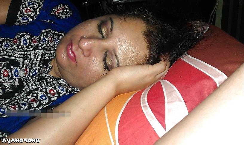 14P Desi prachi breasts cunt hole nude pictures shot by uncle
