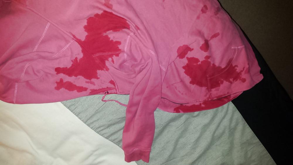 4P Oops! missed the towel a couple of times...my bad.  lolz!