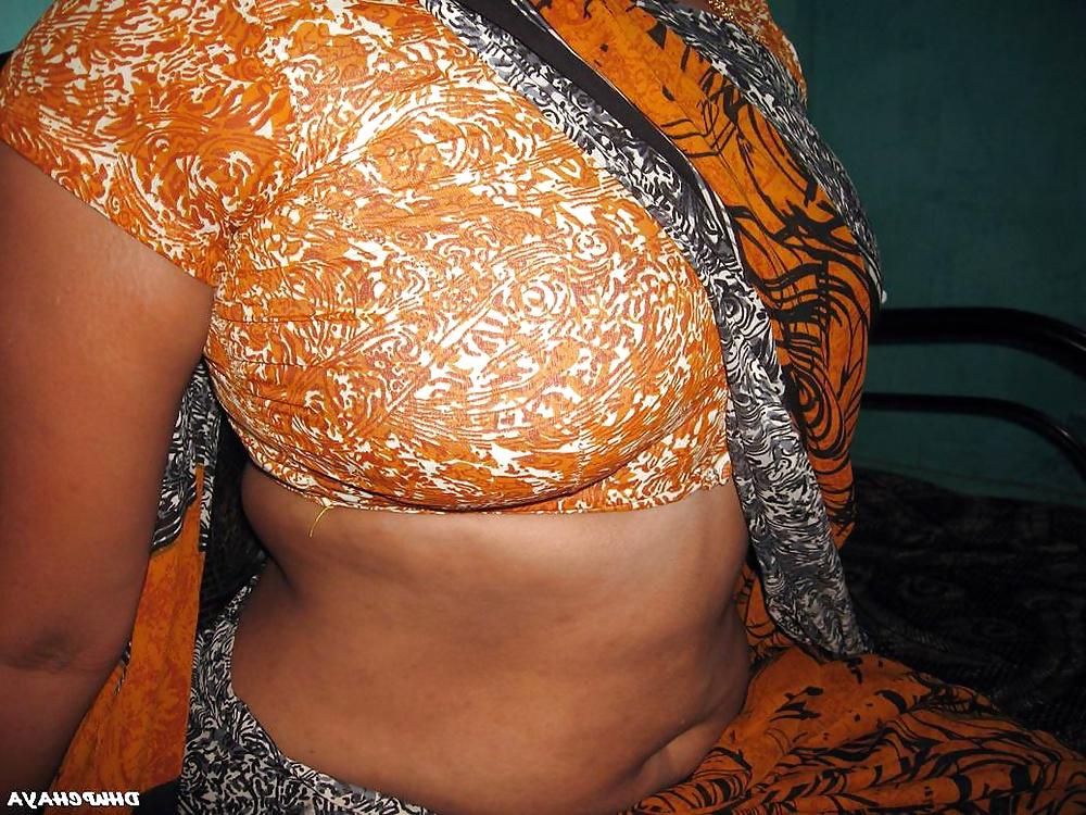 25P REAL DESI MATURE AUNTY 2