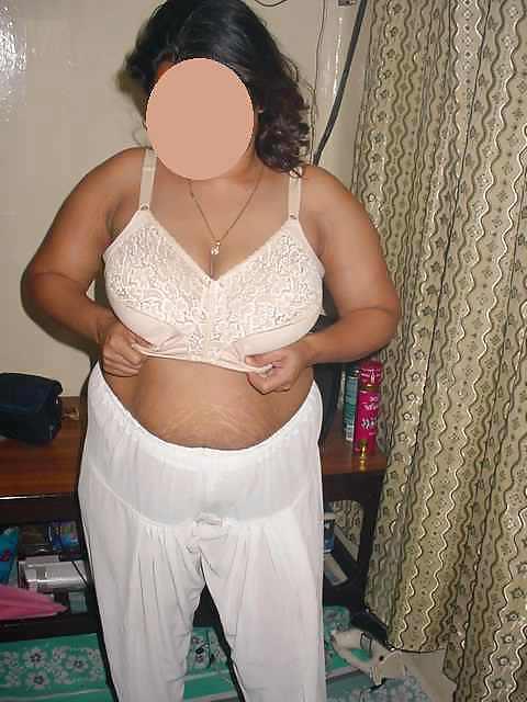 25P Desi BBW9