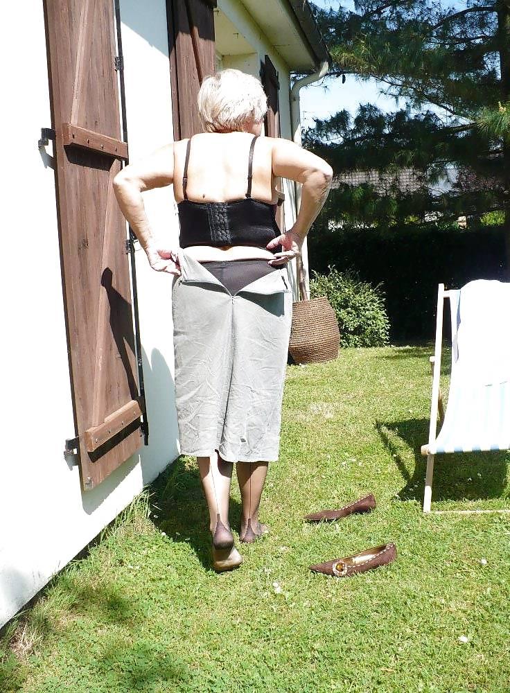 25P Mature Beauty - Annick 13