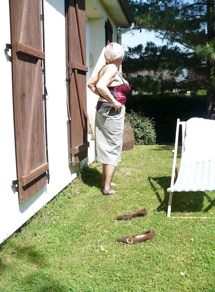 25P Mature Beauty - Annick 13