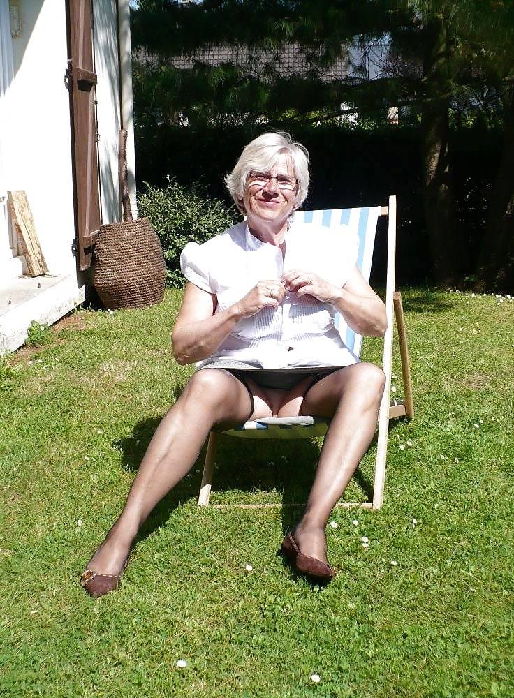 25P Mature Beauty - Annick 13