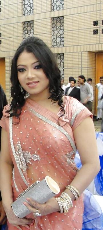18P Bangla desi magi for your cum