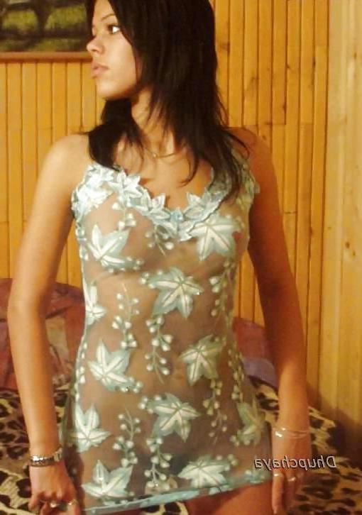 8P Desi girl preya desai