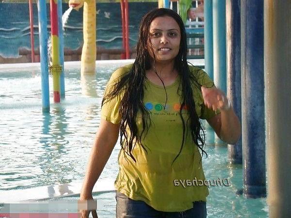 12P Desi Aunty at Water Park Enjoying Wet