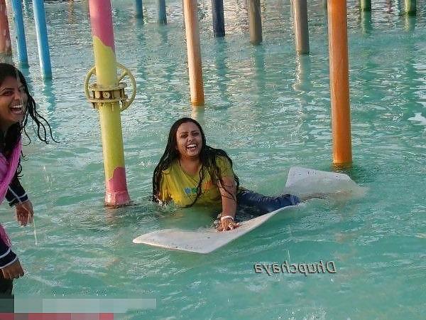 12P Desi Aunty at Water Park Enjoying Wet