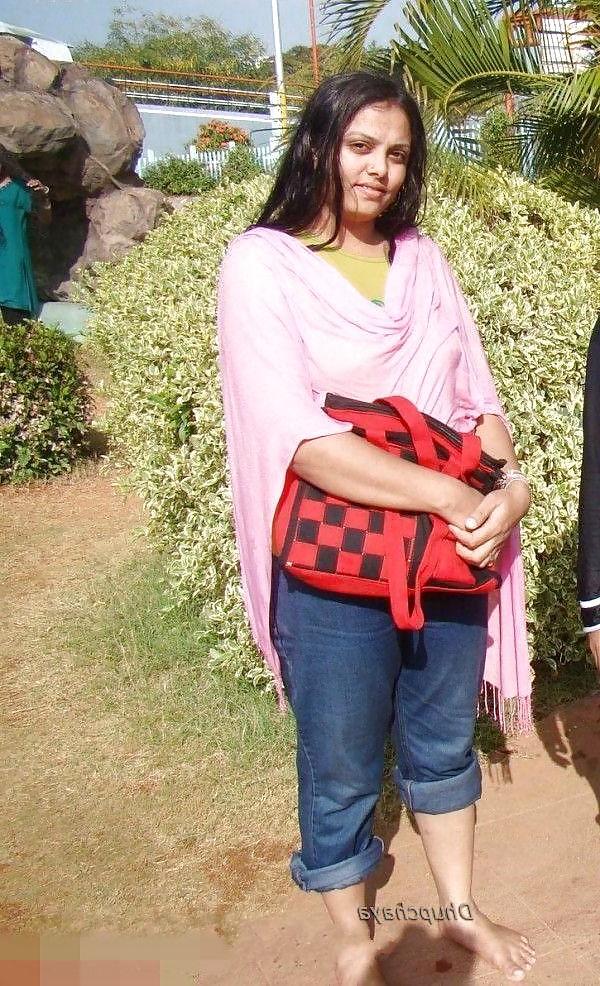 12P Desi Aunty at Water Park Enjoying Wet