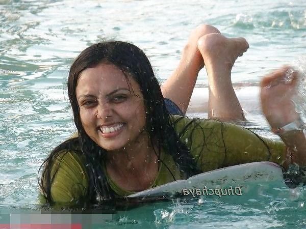 12P Desi Aunty at Water Park Enjoying Wet