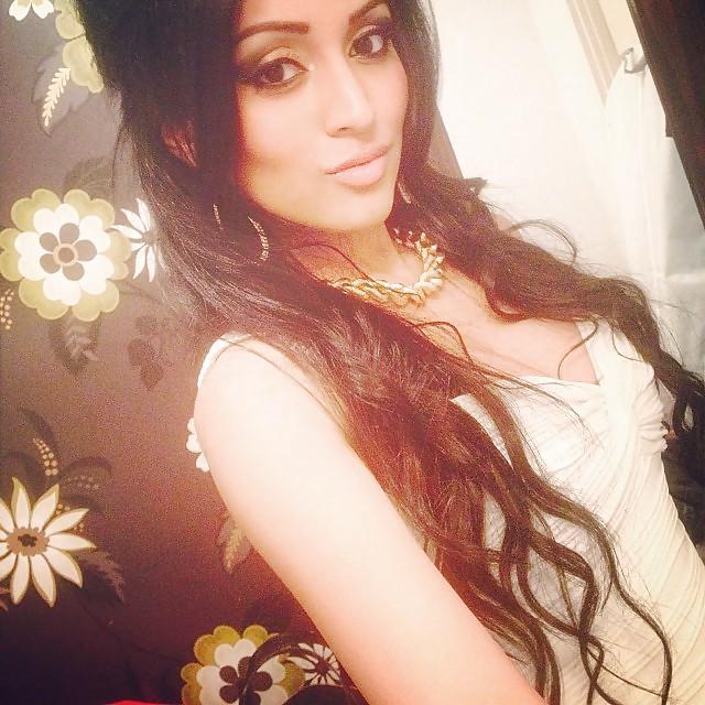 25P Desi slut from HOLLAND.
