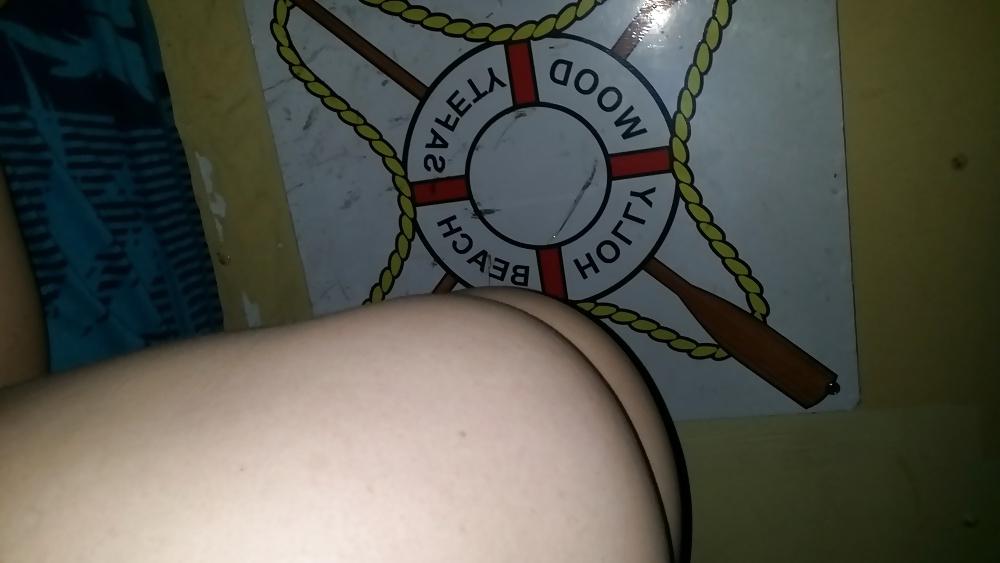 7P Hollywood Florida Slut Wife