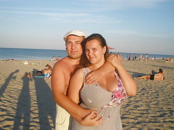 21P Busty Russian Woman 1639
