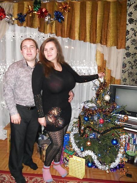 21P Busty Russian Woman 1639