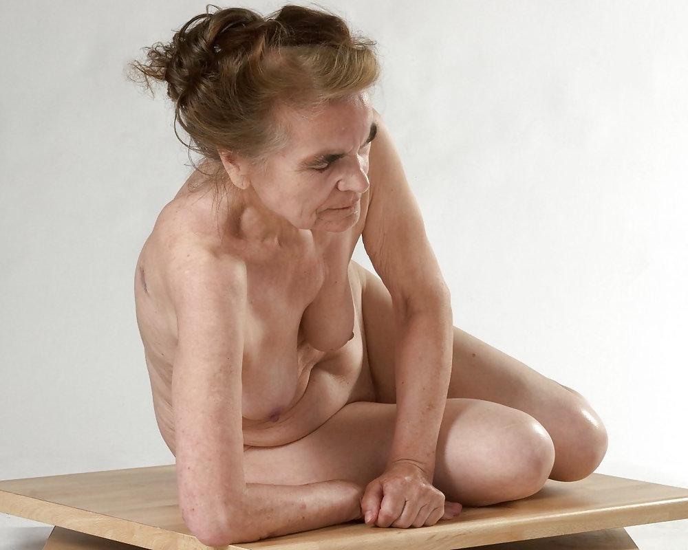 25P Mature Beauty - Vera