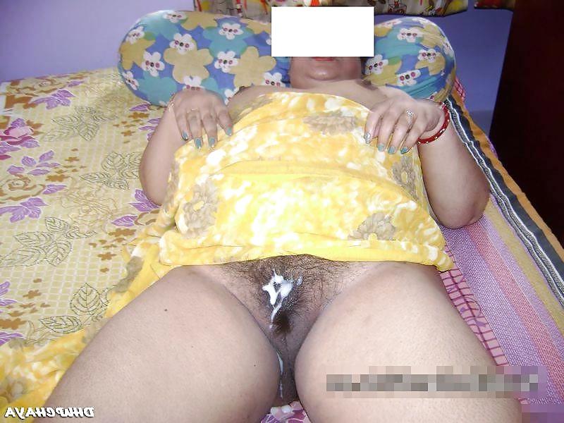 11P Desi bhabhi showing tits ass fucked by hubby taking 