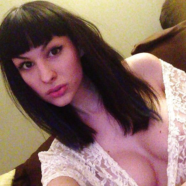 25P TS Bailey Jay, she gives me a hard-on!